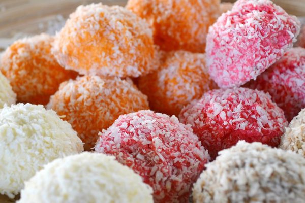 Как приготовить конфеты из творога