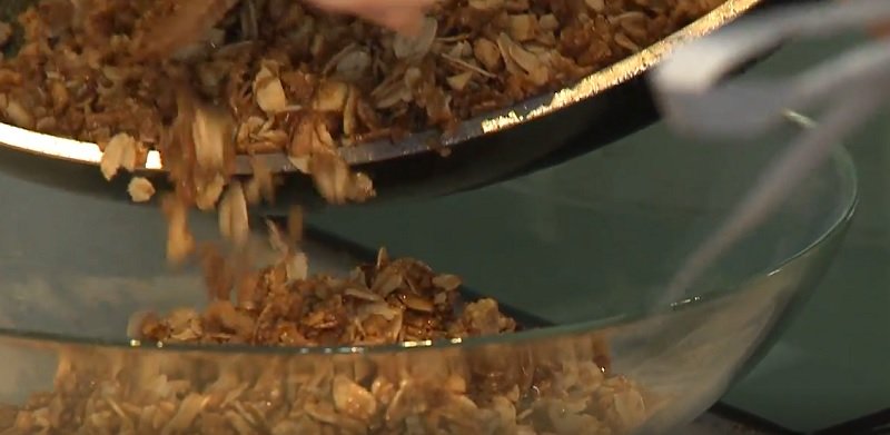 вкусный десерт из груш и яблок