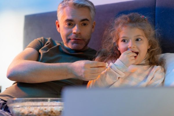 Что стоит посмотреть всей семьей на выходных