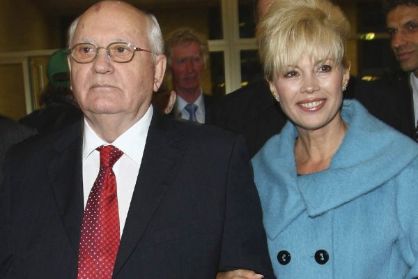 Как живут наследники советских генсеков, что вовремя рванули за границу