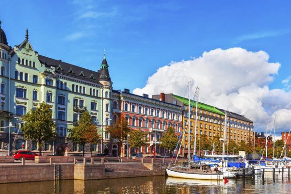 Соседка уехала в Финляндию, недавно забрала всю семью, делится своим опытом эмиграции