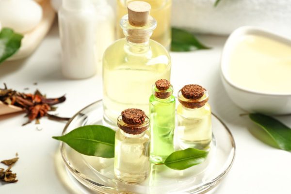 Как вылечить грибок на ногах с помощью эфирного масла