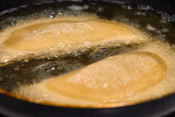 Сочные чебуреки по рецепту Ольги Матвей, за которые муж будет боготворить и носить на руках