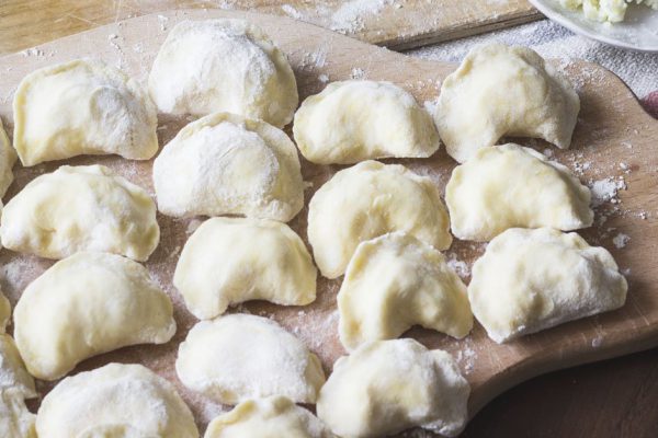 Домашние вареники на желтках, что не разварятся даже в адском котле