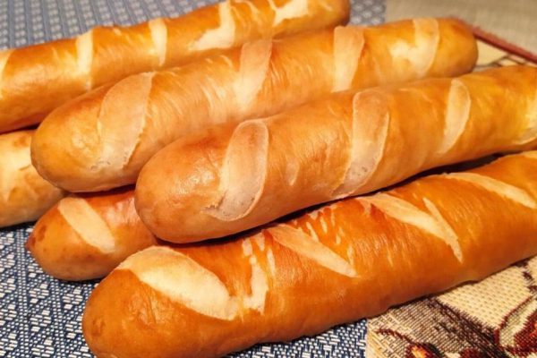 Домашние хрустящие багеты, которые муж называет дворянской закуской