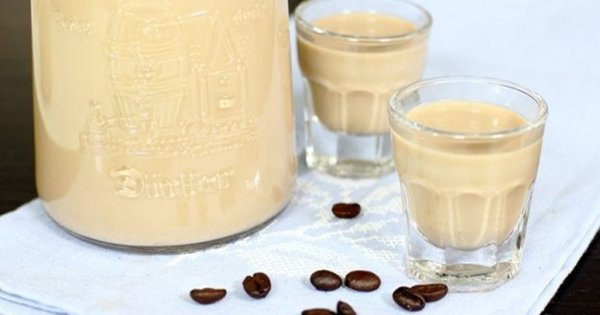 Нежный алкогольный напиток с кофейными нотками. Приготовь домашний Baileys!
