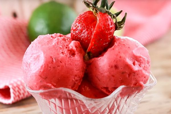 Домашний сорбет за 5 минут: понадобится всего 2 ингредиента!