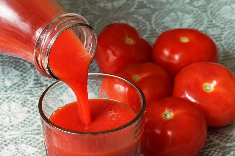 paradajková šťava fotografia