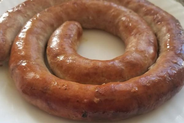 Муж готовит ароматную домашнюю колбасу, я помогаю, делюсь его премудростями