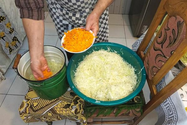 Квашеная капуста знахарским способом, так ее солили наши бабушки