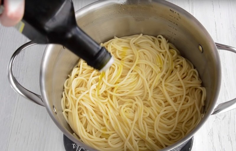 Рецепт пасты «Болоньезе» паста, «Болоньезе», пасту, чтобы, перец, соуса, Обжаривай, макароны, добавить, грамм, красного, готова, черный, молотый, можно, помощью, немного, спагетти, стоит, сковороду