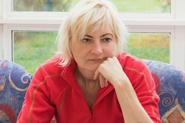 Последние годы я провела вдали от мужа и детей, а теперь мне за 50, и я вынуждена начинать всё сначала