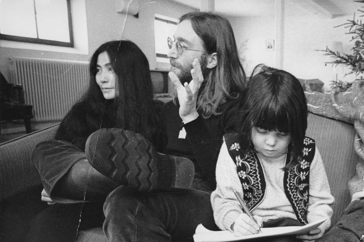 У кого Йоко Оно увела Джона Леннона, построив счастье на чужом несчастье Вдохновение,Жизнь,Звезды,Любовь,Музыка,Отношения,Семья,Судьба,Творчество