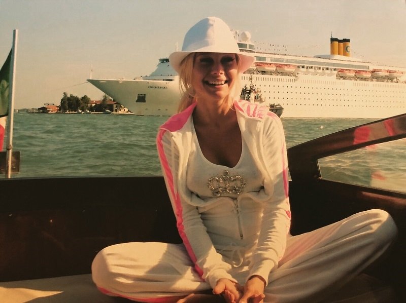 елена корикова бедная настя