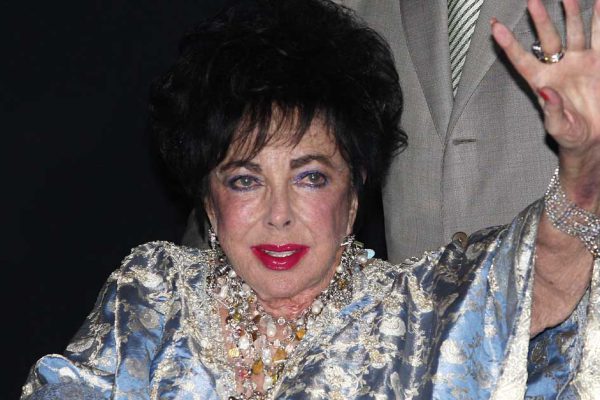 Элизабет Тейлор была замужем девять раз, но жалела о несовершенных грехах