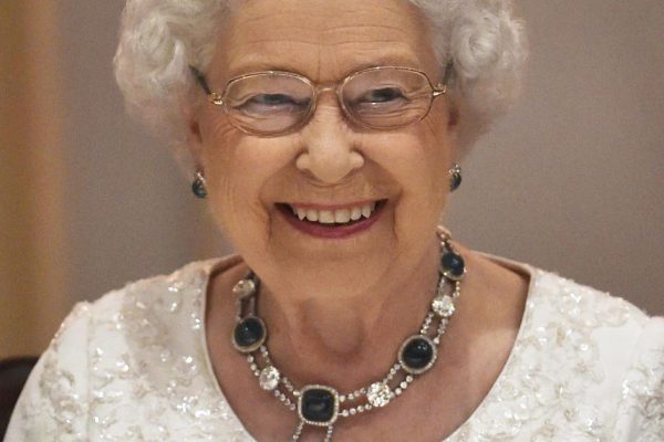 Юмор по-королевски из уст Елизаветы Второй