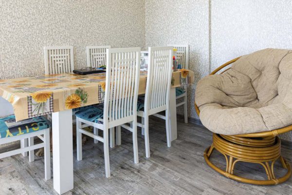 Почему в европейских квартирах хочется остаться, а из наших хочется сбежать