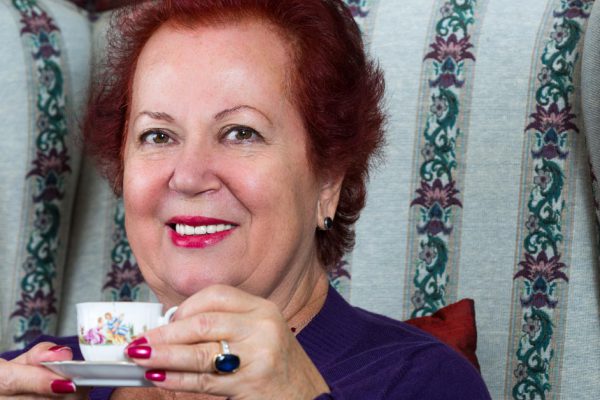 В каком случае не стоит часто проведывать мать