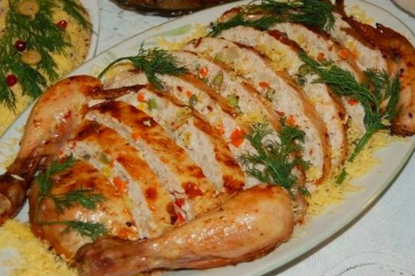 Курица, фаршированная ветчиной и сыром. Восхитительное блюдо для истинных гурманов!