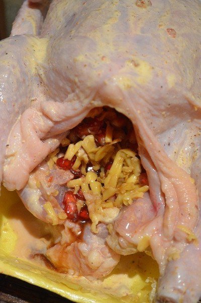 курица, фаршированная гранатом