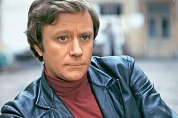 Монолог Андрея Миронова из фильма «Фантазии Фарятьева» о том, что нужно чаще смотреть на небо