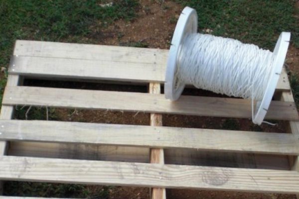 Что сделать из старых поддонов и веревки