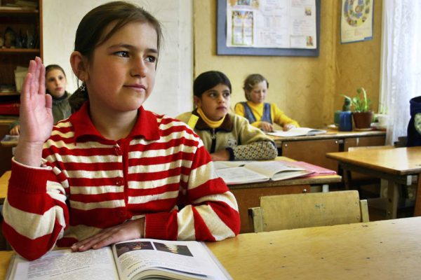 Стоит ли забирать ребенка из сельской школы учиться в город