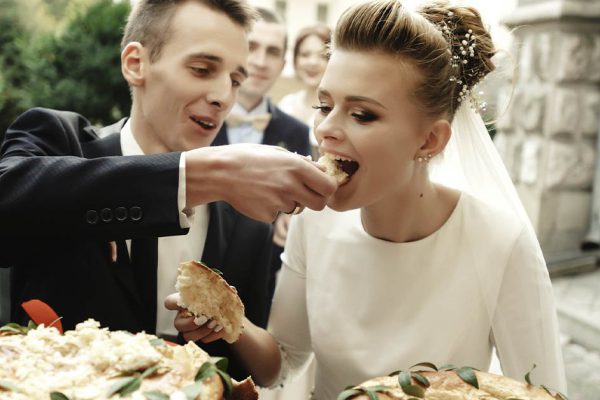 История невесты, которая согласилась на фиктивную свадьбу из жалости к матери жениха