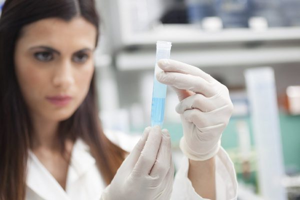 Что известно о супружеской паре изобретателей вакцины против COVID-19