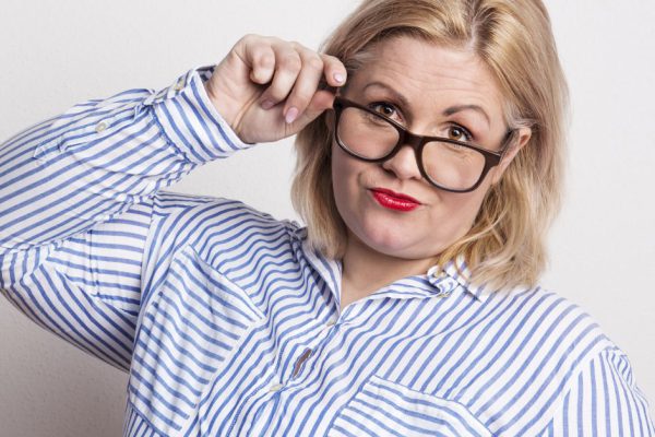 Где заказывает одежду больших размеров подруга, чтобы стройные дамы шипели от зависти