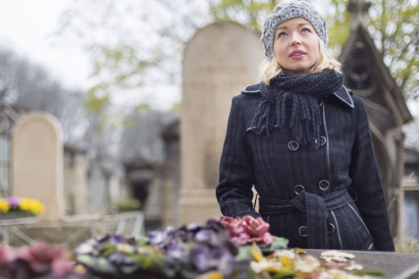 Родная тетя повела себя как старая перечница, когда папы не стало