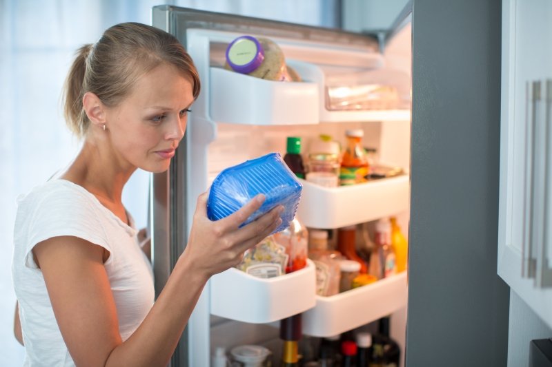 Почему горячую еду можно отправлять в холодильник Советы,Кухня,Лайфхаки,Продукты,Холодильник