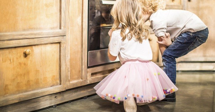 ящик под плитой