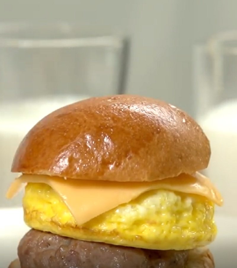 горячие бутерброды с яйцом в духовке