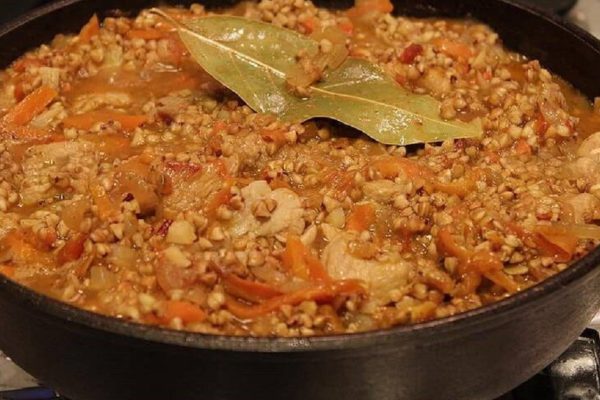 Как подать гречневую кашу разочарованным в грече гостям