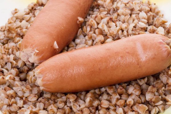 Специалист по питанию предупреждает, с чем нельзя есть гречневую кашу