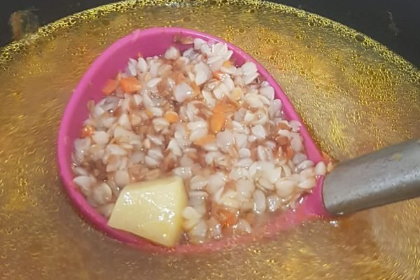 Гречневый суп для хозяек, которых утомляют длинные рецепты, этот ты сможешь осилить