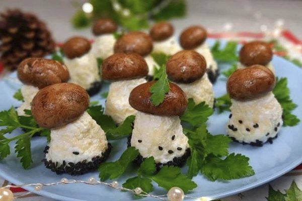 Тренируюсь готовить закуски к Новому году, сегодня пробуем эффектное блюдо «Грибная поляна»