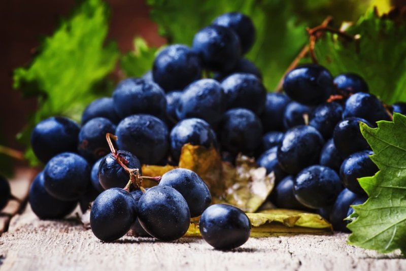 как замариновать виноград в банках