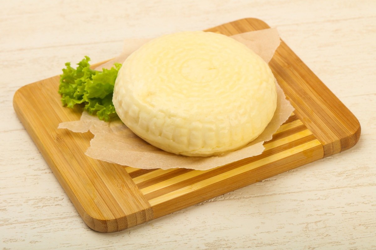Сыр сулугуни кавказский