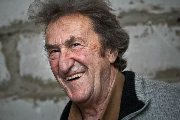 Благодаря чему 86-летний Игорь Губерман так бодр и молод душой