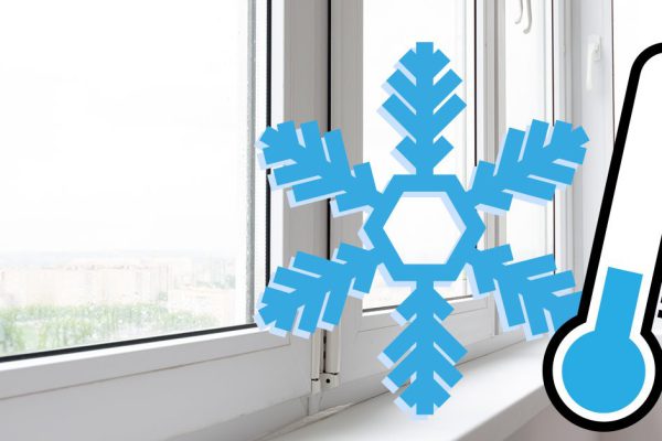 Дядя приехал в гости и ужаснулся нашим холодным подоконникам, исправил всё за один день, из стыков больше не дует