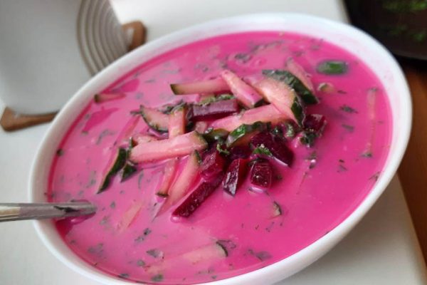 Когда от жары нет спасения, готовлю еврейский холодный суп, жить сразу становится легче