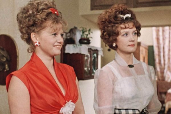 Что нельзя было носить советским девушкам, которые дорожили репутацией