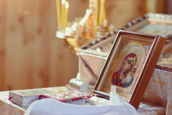 В чём ценность домашней молитвы