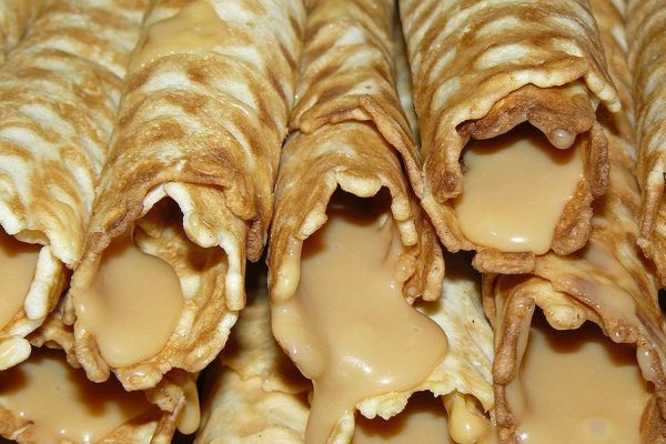 Хрустящие домашние вафли с начинкой. Готовь и зови гостей на чаепитие!