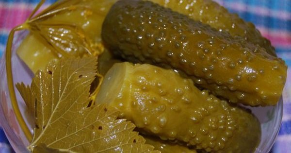 соленые огурцы