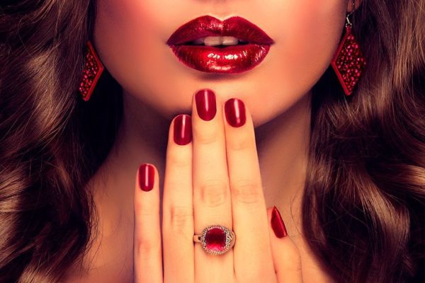 Идеи маникюра для встречи Нового года