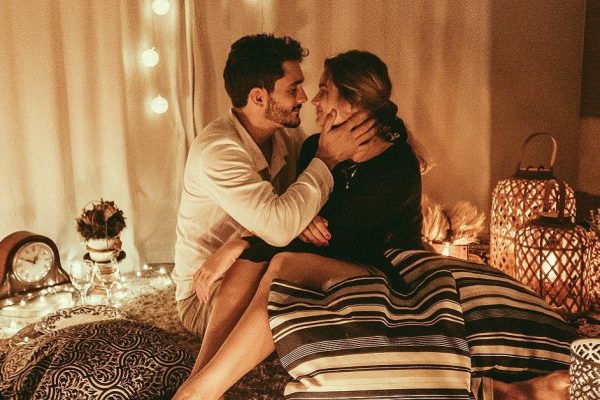 Пустился в разгул с любовницей и не забрал жену из роддома, но есть Бог на свете, дома разгильдяя ждал сюрприз