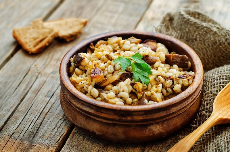 источники белков, жиров и углеводов